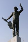 Памятник Владимиру Высоцкому, в парке у молодежного театра "Глобус"